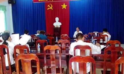 Thường trực Hội đồng nhân dân  xã Hiệp Thạnh tổ chức hội nghị sơ kết đánh giá tình hình thực hiện Nghị quyết HĐND 9 tháng năm 2016