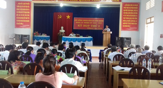 HĐND xã Cẩm Giang tổ chức kỳ họp cuối năm 2016