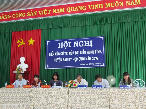 Đại biểu HĐND tỉnh, huyện tiếp xúc cử tri 04 xã huyện Tân Châu