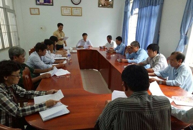 Thường trực HĐND xã Tân Phong, huyện Tân Biên: Giám sát công tác công tác phòng chống dịch bệnh và tiêm phòng vắc xin trên đàn gia súc, gia cầm năm 2016.