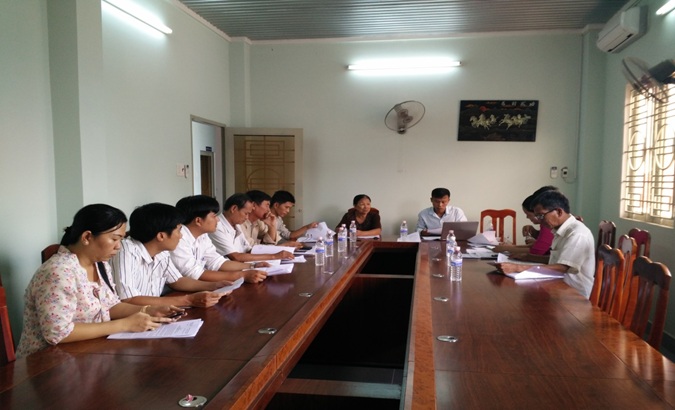 Ban Kinh tế - Xã hội HĐND xã Phước Đông họp thẩm tra các nội dung trình kỳ họp thứ 3 HĐND
