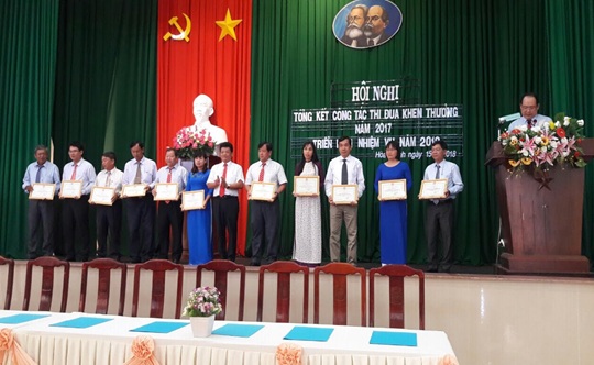 Hòa Thành tổng kết phong trào thi đua yêu nước năm 2017