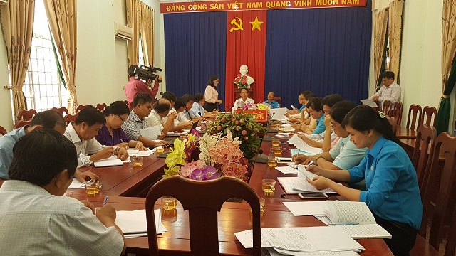 Ban Kinh tế- Xã hội Hội đồng nhân dân huyện Gò Dầu tổ chức đoàn giám sát công tác quản lý vệ sinh an toàn thực phẩm trên địa bàn huyện