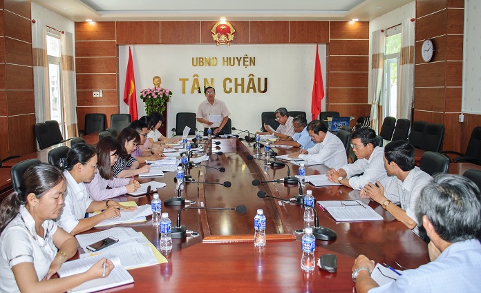 HĐND Tân Châu giám sát công tác quản lý và sử dụng biên chế tại UBND huyện