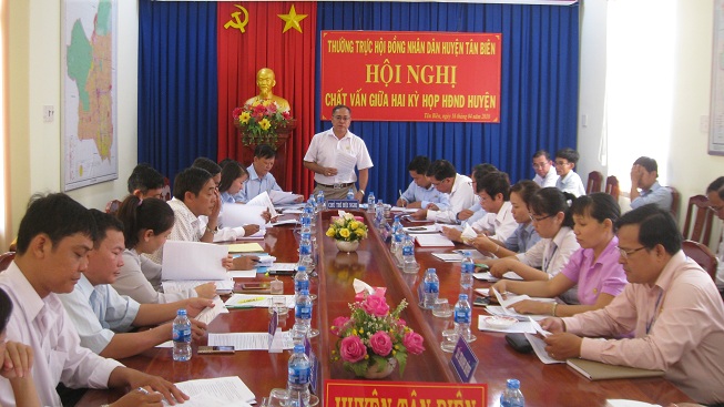 HĐND huyện Tân Biên tổ chức phiên chất vấn và trả lời chất vấn giữa hai kỳ họp HĐND huyện 6 tháng đầu năm 2018