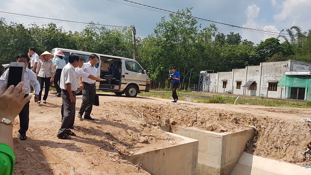 Thường trực Hội đồng nhân dân huyện Gò Dầu tổ chức đoàn khảo sát, giám sát kết quả giải quyết ý kiến, kiến nghị cử tri phản ảnh trước và sau kỳ họp thứ 4, thứ 5 Hội đồng nhân dân huyện
