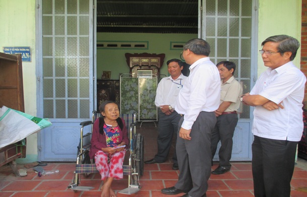 Thường trực HĐND Tỉnh:  Khảo sát việc thực hiện các chính sách giảm nghèo  tại xã Trường Tây, huyện Hòa Thành