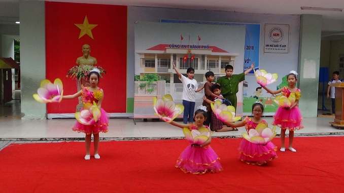 ÔNG TẠ VĂN HẢI: PHÓ CHỦ TỊCH HĐND THÀNH PHỐ THAM GIA LỄ PHÁT ĐỘNG TUẦN LỄ HƯỞNG ỨNG HỌC TẬP SUỐT ĐỜI