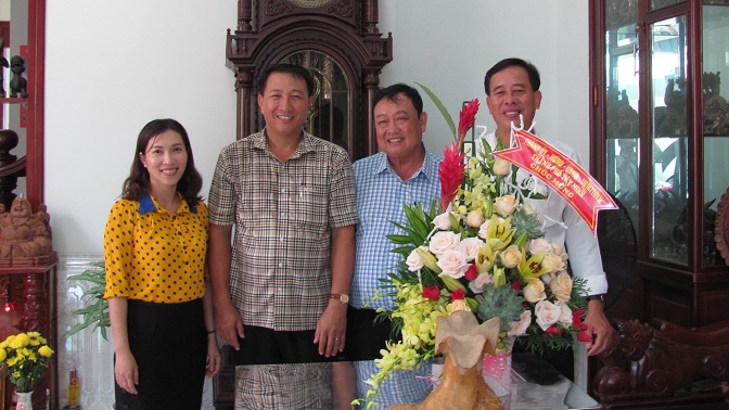 Ông Tạ Văn Hải: Phó Chủ tịch Hội đồng nhân dân Thành phố thăm các công ty, doanh nghiệp nhân ngày doanh nhân