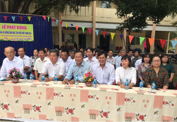 Thường trực HĐND huyện Châu Thành: Dự Lễ kỷ niệm “Tuần lễ hưởng ứng học tập suốt đời” năm 2018