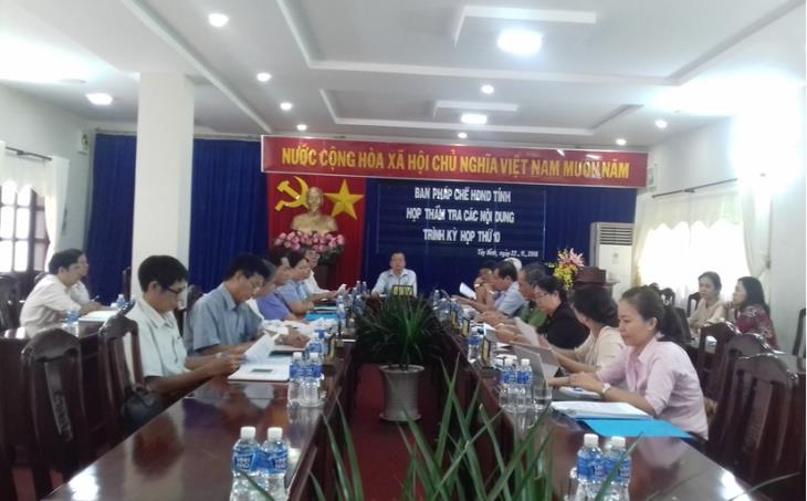 Ban Pháp Chế HĐND tỉnh: Họp thẩm tra các nội dung trình  kỳ họp thứ 10 HĐND tỉnh