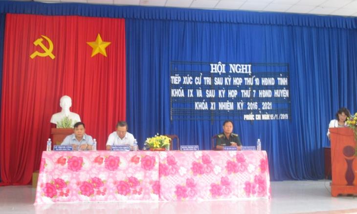Đại biểu HĐND tỉnh tiếp xúc cử tri sau kỳ họp thứ 10 HĐND tỉnh tại xã Phước Chỉ, Phước Lưu và Bình Thạnh