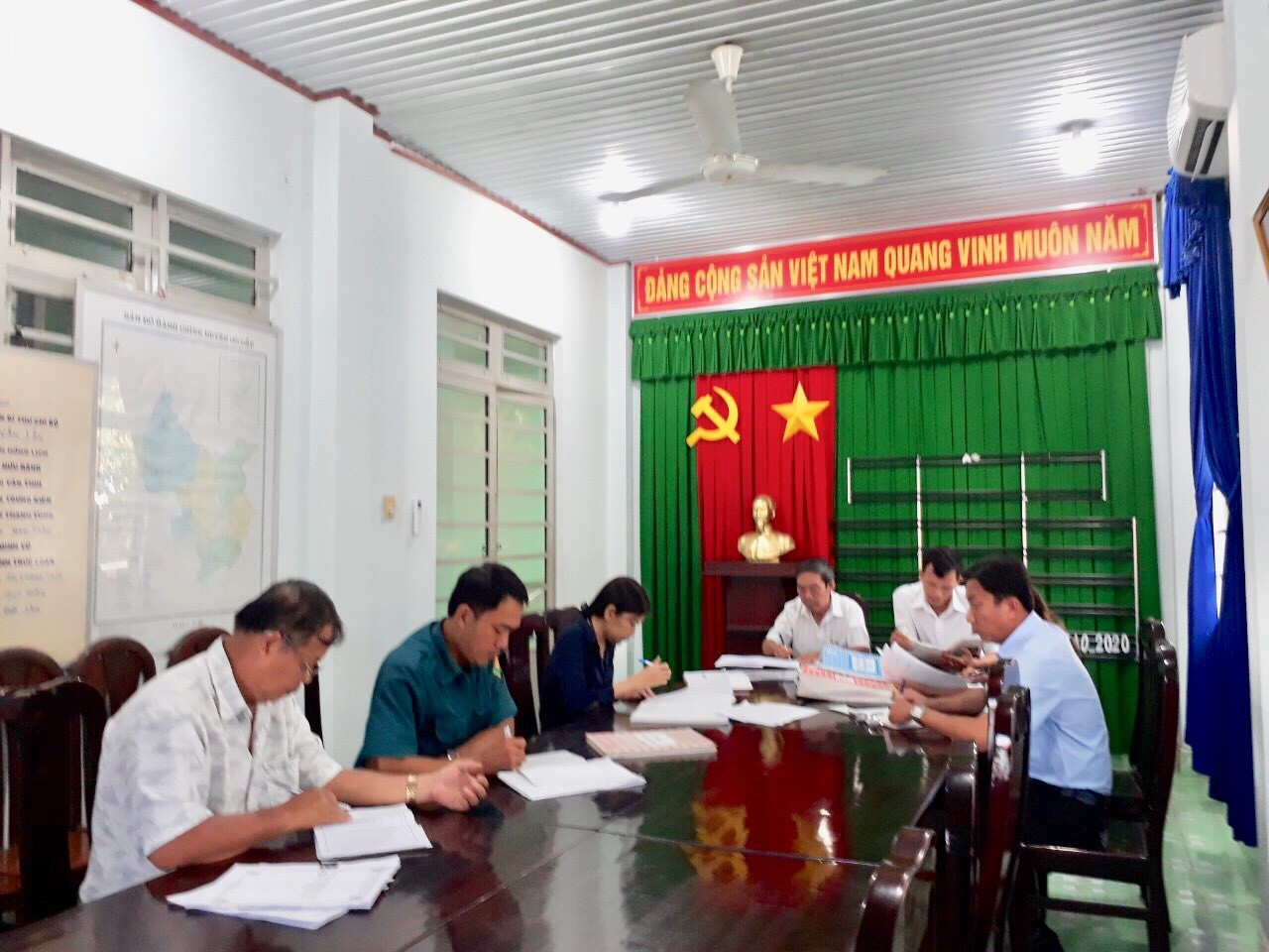 Ban pháp chế HĐND xã Cẩm Giang, huyện Gò Dầu giám sát công tác chỉ đạo thực hiện Luật nghĩa vụ Quân sự đối với UBND xã