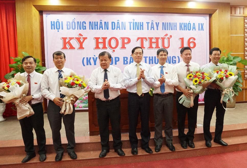 HĐND tỉnh Tây Ninh bầu bổ sung Phó Chủ tịch HĐND, Phó Chủ tịch UBND tỉnh, nhiệm kỳ 2016-2021