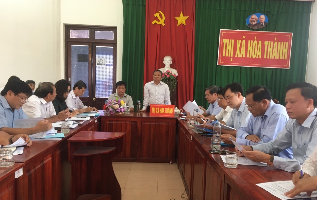 KhaosatcongtacquyhoachvaptdtThixaHoaThanh.jpg