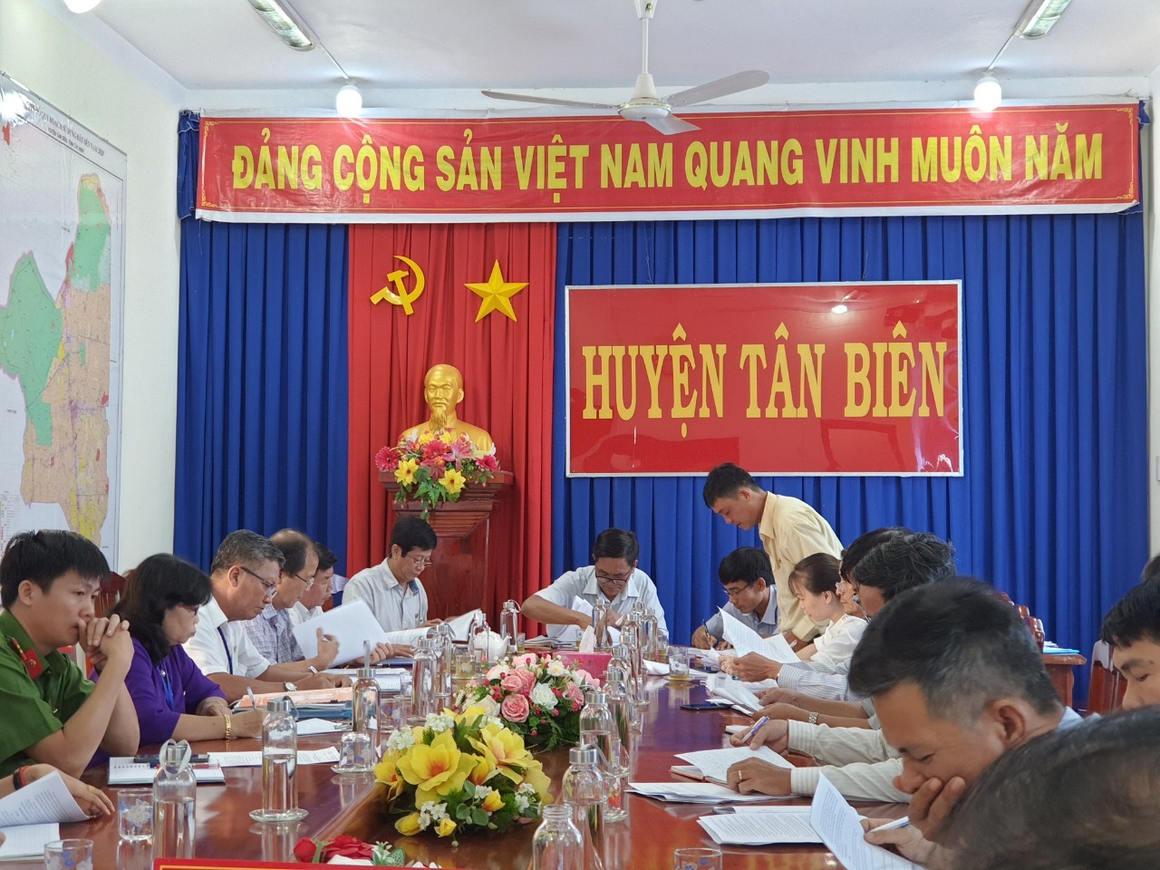 ​  Ban Kinh tế - Xã hội HĐND huyện Tân Biên:  Giám sát công tác quản lý nhà nước về hoạt động kinh doanh thuốc tây