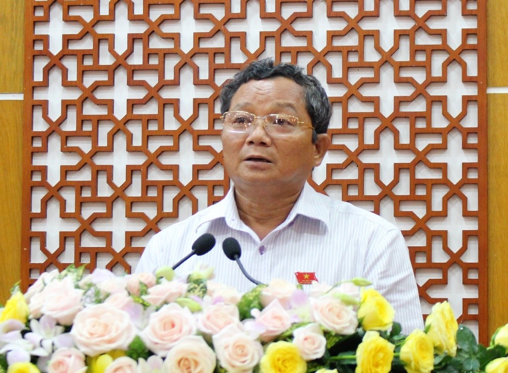 ngaylv2.jpg