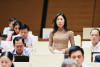 Đại biểu Hoàng Thị Thanh Thúy (Tây Ninh) góp ý nhiều nội dung cụ thể về điều kiện và thủ tục chuyển giao người đang chấp hành án phạt tù